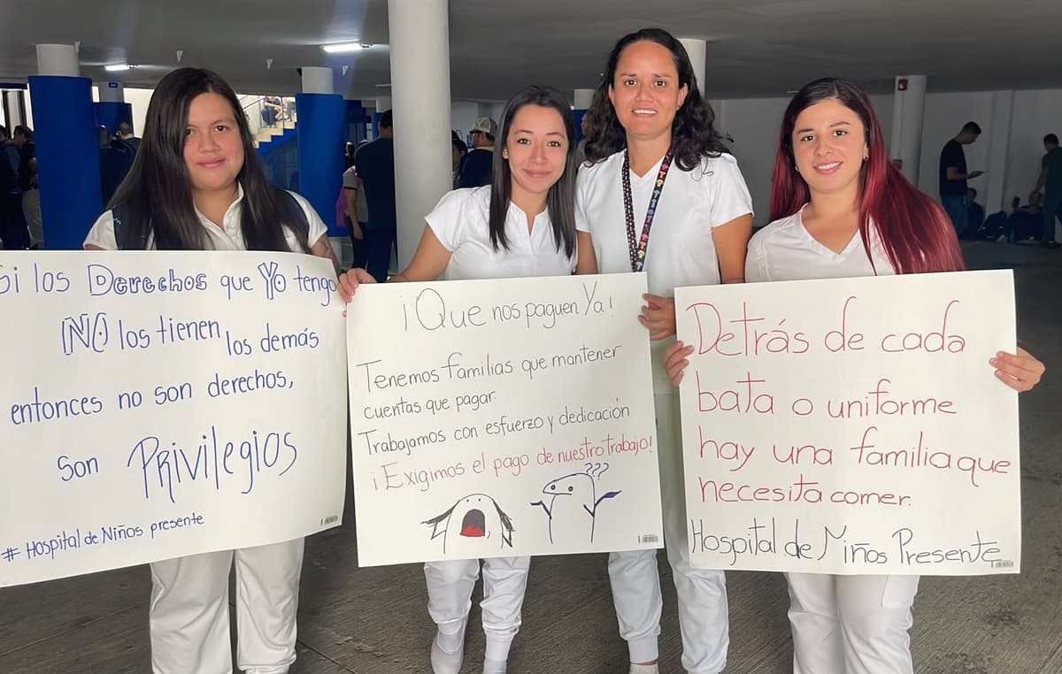 Paro de labores en la CCSS por 24 horas